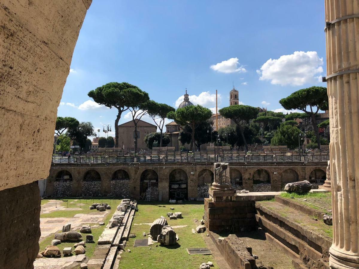 Romenjoy Colosseo Extérieur photo